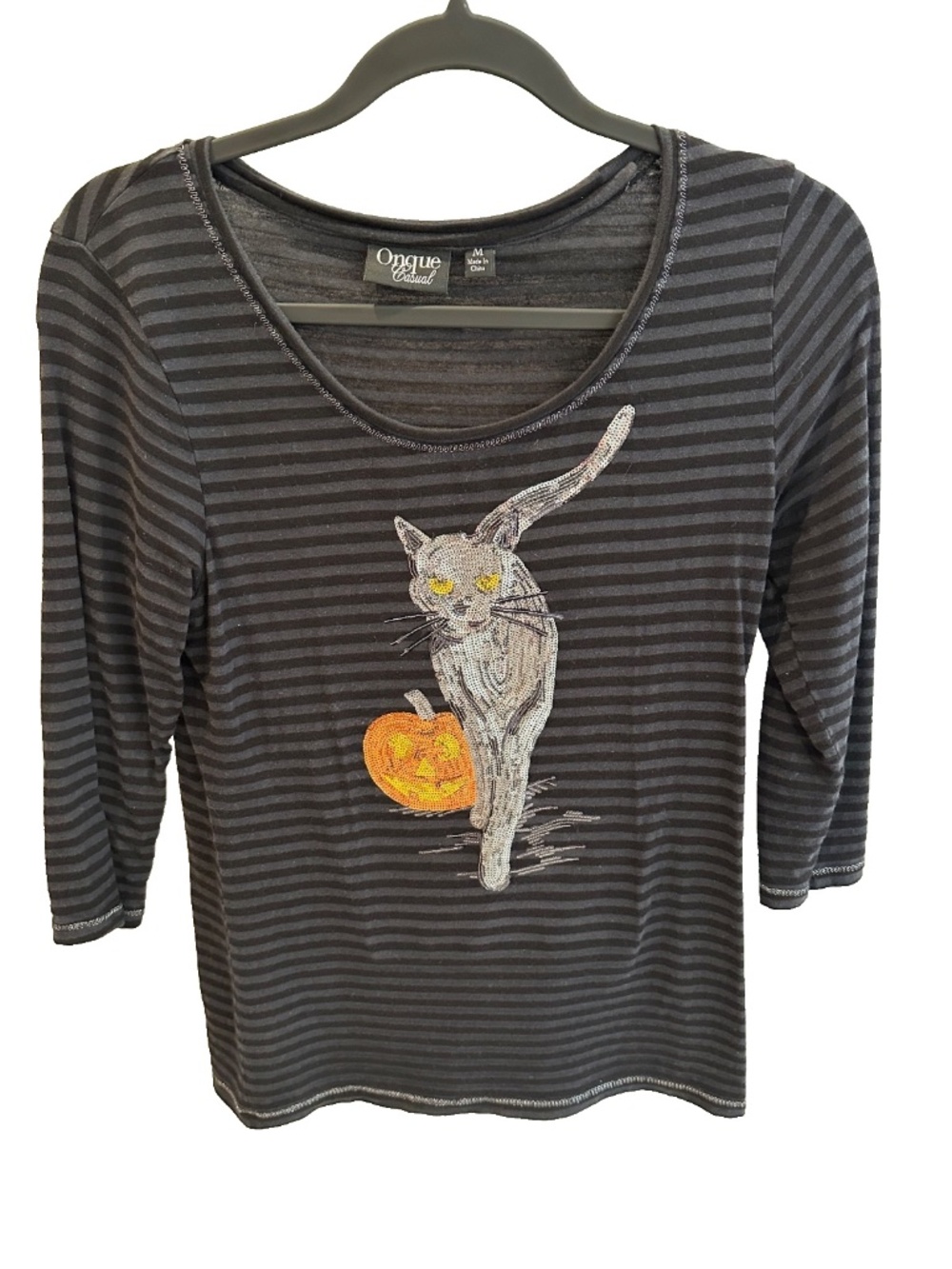Onque Casual Halloween Black Cat and Pumpkin Sequin Top Medium